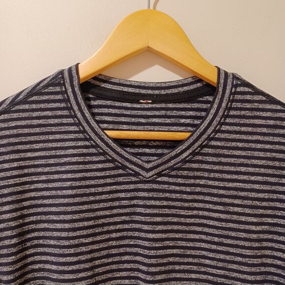 Lululemon Speed Long Sleeve Pullover Sweater Classic Stripe Heathered Black M - Picture 4 of 7